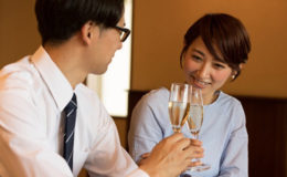 妻が浮気をする原因や理由ランキング！浮気の心理や対処法も紹介